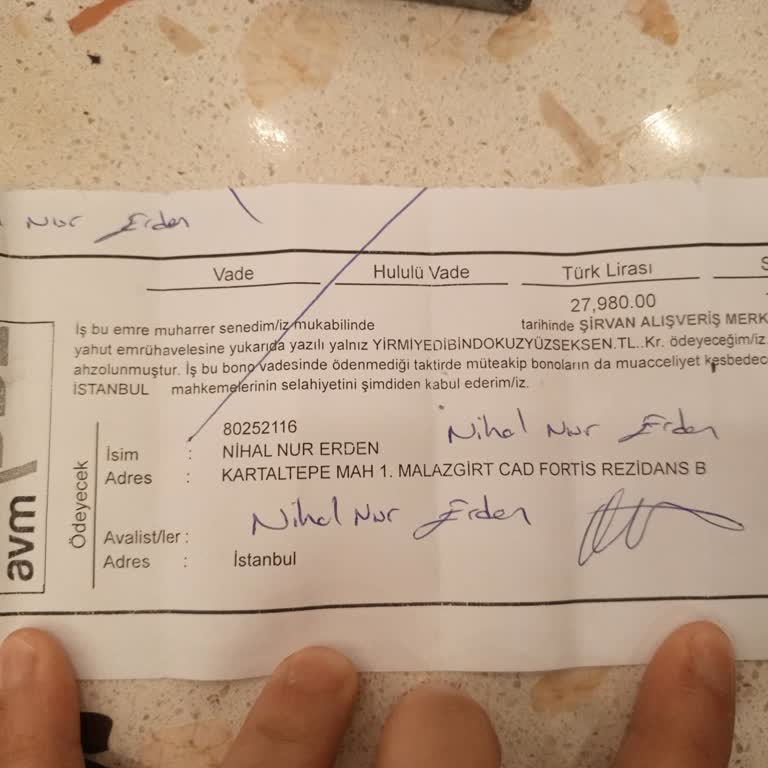 Cadde AVM'de Sorunlu Alışveriş Deneyimi Ve İletişim Eksikliği