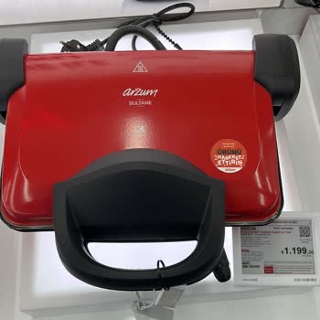 Teknosa'da Fiyat Karmaşası Ve İlgisiz Personel Şikayeti