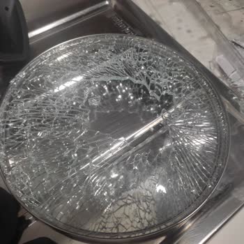 Korkmaz Tencere Kapağı Bulaşık Makinesinde Parçalandı