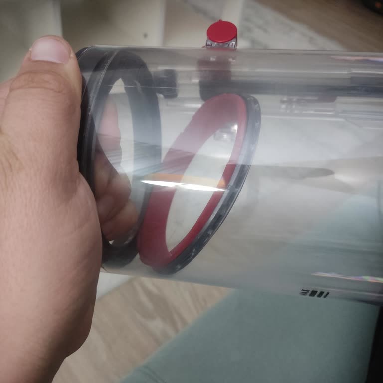 Dyson V15'in Hayal Kırıklığı: Yüksek Fiyat, Düşük Dayanıklılık
