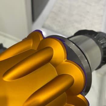 Dyson V12 Süpürge: Kalitesiz Parçalarla Mağduriyet