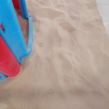 Playland Kum Oyun Alanında Hijyen Skandalı