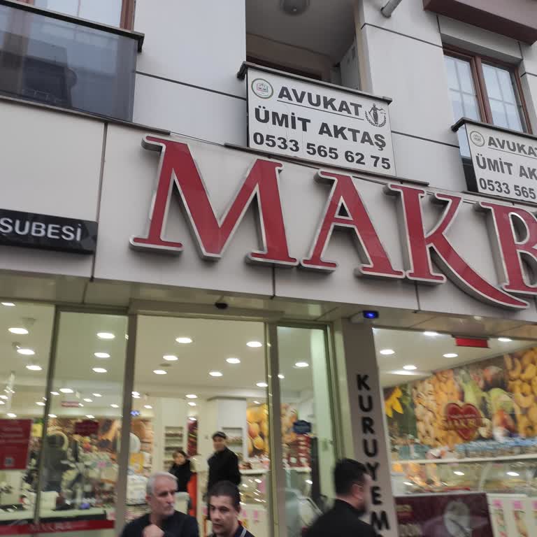 Engelli Müşteriye Mağazada Şiddet Ve Tehdit