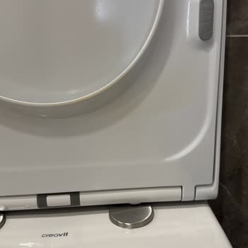 Bien Seramik Bien Marka Klozet Kapağındaki Renk Değişimi Ve Müşteri Hizmetleri Yanıtı