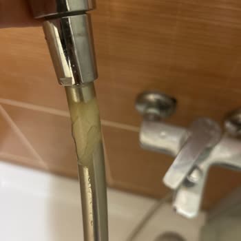 Artema Duş Seti Musluk Tabakasında Aşınma Ve Deformasyon Sorunu