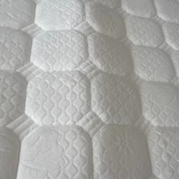 Yanlış Ürün Teslimatı Ve Konforsuz Yatak Deneyimi