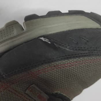 Skechers Ayakkabıda Erken Yıpranma Ve Boyner'in İlgisizliği