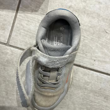 Lumberjack Ayakkabıları: 6 Ayda Paramparça