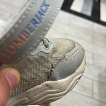 Lumberjack Ayakkabıları: 6 Ayda Paramparça