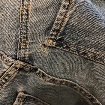 Bershka Dayanıksız Pantolon Kumaşıyla Hayal Kırıklığı!