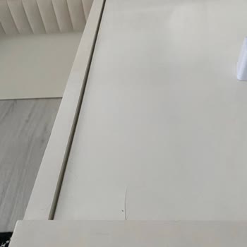 Mobilya Kabusu: Renk Uyumsuzluğu Ve Kalite Sorunları