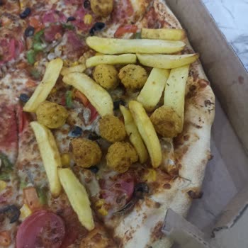 Soğuk Ve Lezzetsiz Yemek Deneyimi