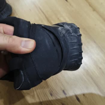 Skechers Ayakkabının Kalitesizliği Ve İlgisiz Müşteri Hizmetleri