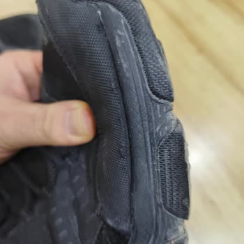 Skechers Ayakkabının Kalitesizliği Ve İlgisiz Müşteri Hizmetleri
