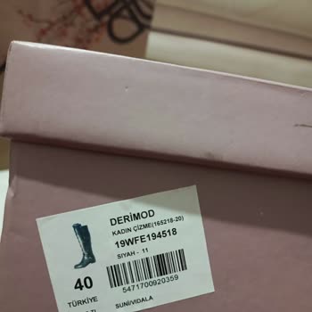 Derimod Çizme Botunda Kalitesiz Malzeme Sorunu