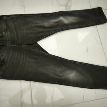 Mavi Pantolonun Yırtılması Ve Müşteri Hizmetleri Çıkmazı