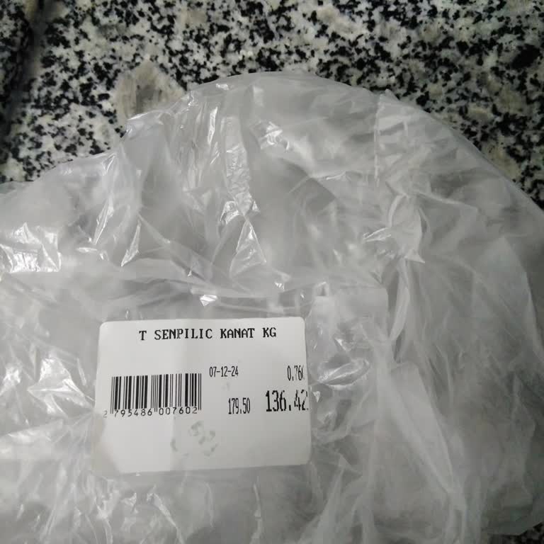 Bozuk Tavuk Etiyle Mağduriyet Yaşıyorum