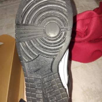Sneaks Up'tan Gelen Hayal Kırıklığı: Kusurlu Ürün Ve Geciken İade