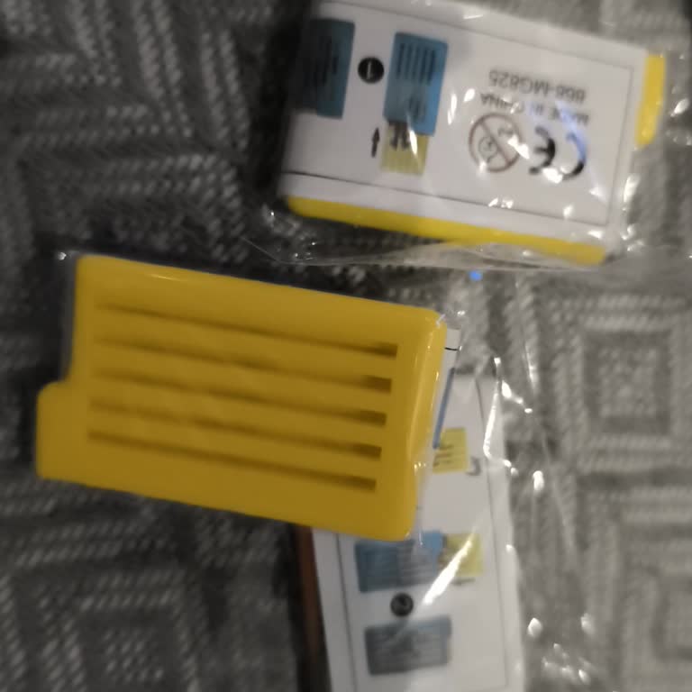 Toybox'tan Üçlü Kutuda Aynı Oyuncak Hayal Kırıklığı