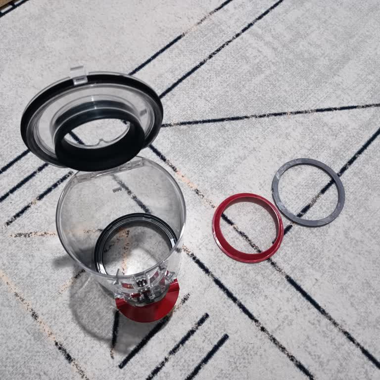 Dyson V11 İlk Temizlikte Hayal Kırıklığı