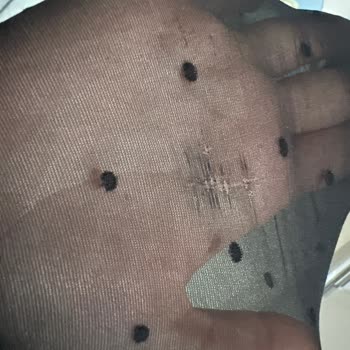 Penti Çorapların İlk Giyimde Yırtılması Şoku