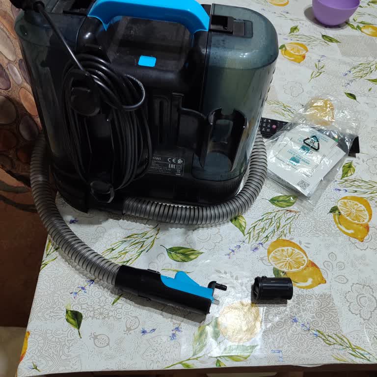 Kırık Aparat Nedeniyle Kullanılamayan Koltuk Yıkama Makinesi