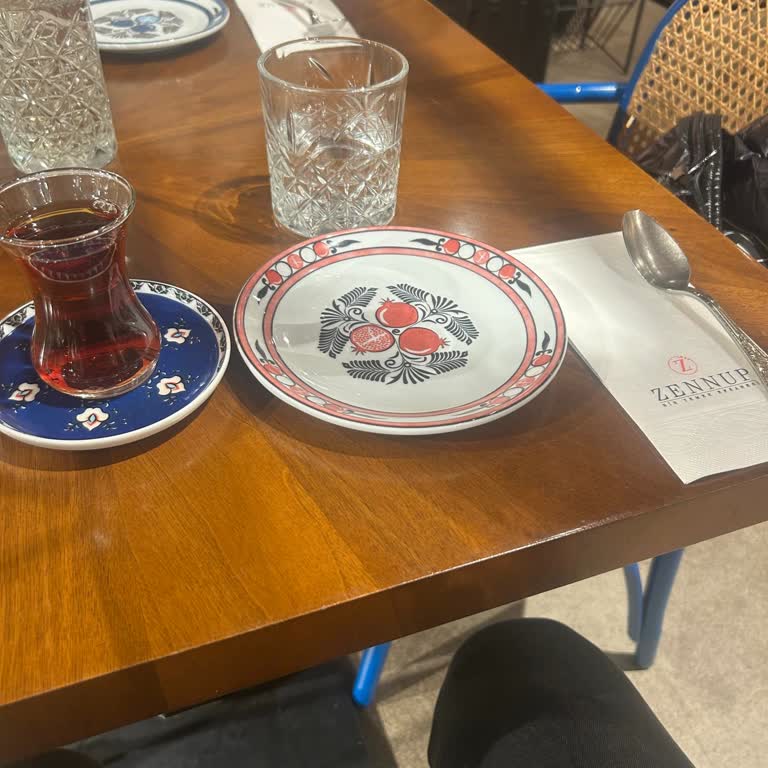 Zennup 1844 Yanlış Bilgilendirme Ve Yüksek Servis Ücreti Şikayeti