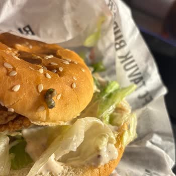 KFC Antalya'da Hijyen Sorunu