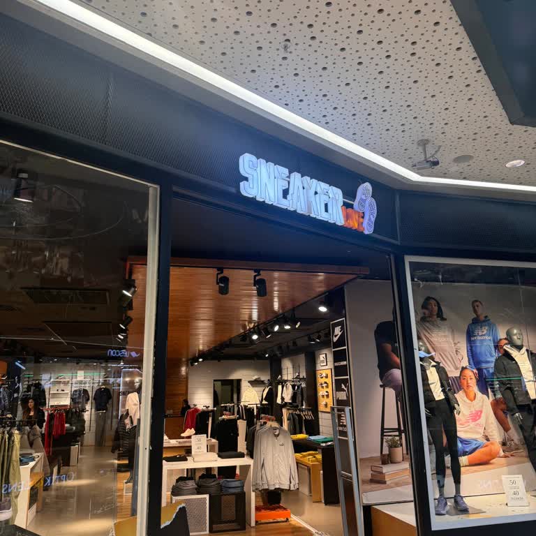 Puma Ayakkabının Kalitesizliği Ve Mağaza Personelinin Saygısız Tavırları