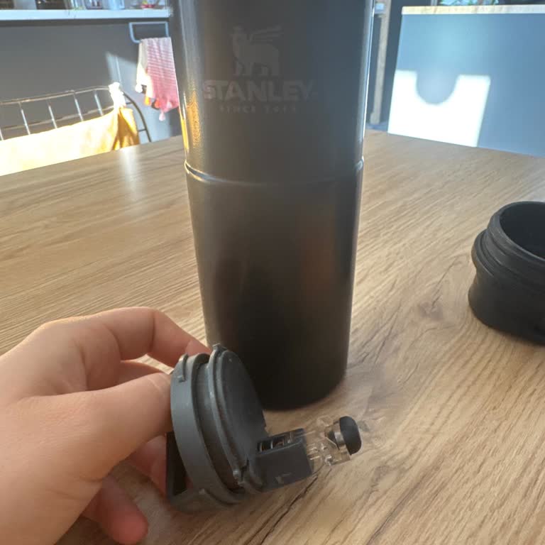 Stanley Termosun İç Kapağı Sorunu Ve Garanti Desteği Eksikliği