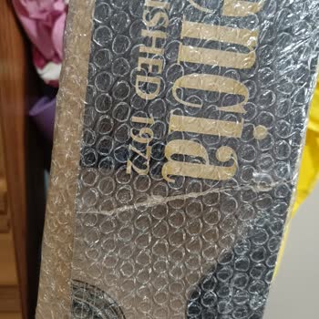 Kırık Gitar Ve İlgisiz Müşteri Hizmetleri