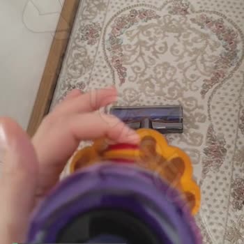 Dyson V12 Çalışırken Duruyor!