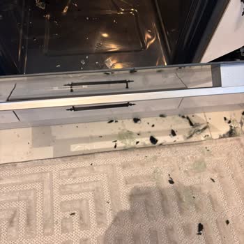 Arçelik Fırın Camı Patladı: Ücretsiz Değişim Talebi