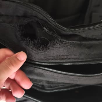 Bir Yıl Dolmadan Yıpranan Çanta Hayal Kırıklığı