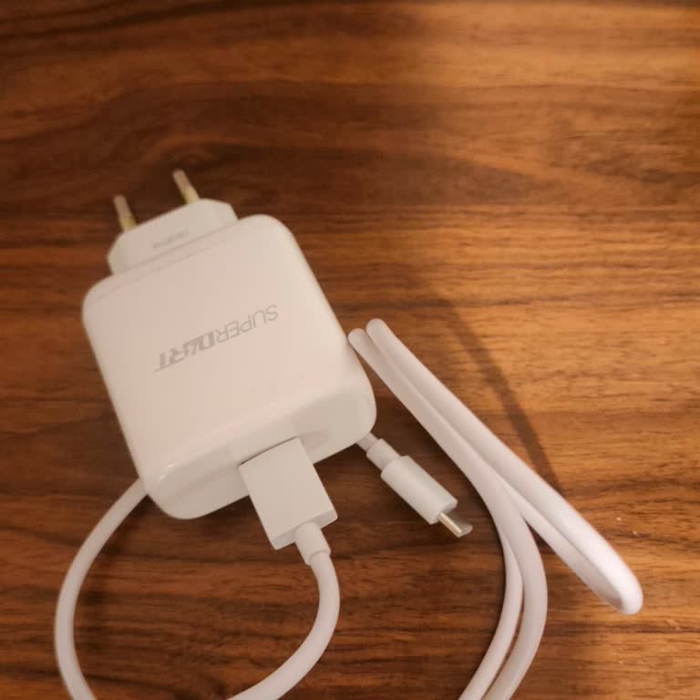 Realme 8 Pro İçin Şarj Kablosu Krizi