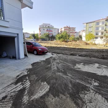 Mahalle Asfalt Çalışması Sonrası Yaşanan Sorunlar