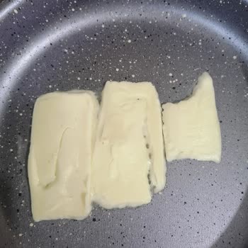 Erimeyen Ve Ekşi Tadıyla Hayal Kırıklığı Yaratan Kaşar Peyniri