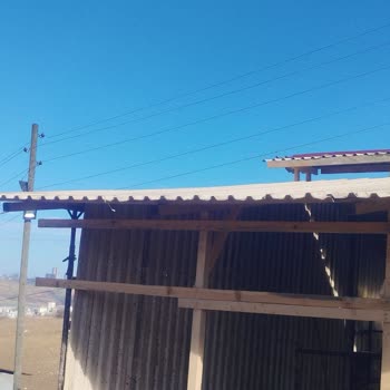 Enerji Tabii Kaynaklar Bakanlığı Elektrik Hatları Tehlike Saçıyor!