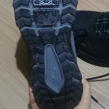 Skechers Kışlık Ayakkabıda Kayma Problemi!