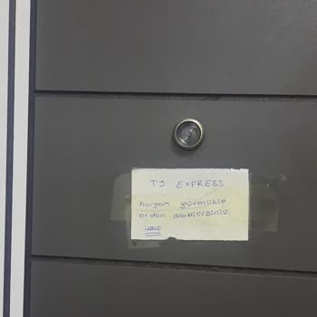 Yanlış Ürün, Sorumsuz Teslimat Ve Müşteri Hizmetleri