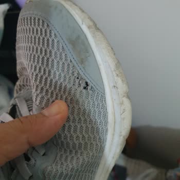 Dayanıklılığı Olmayan Ayakkabılar