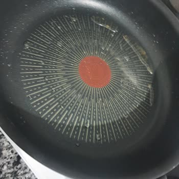 Tefal Frying Pan Making Clicking Noises After First Use