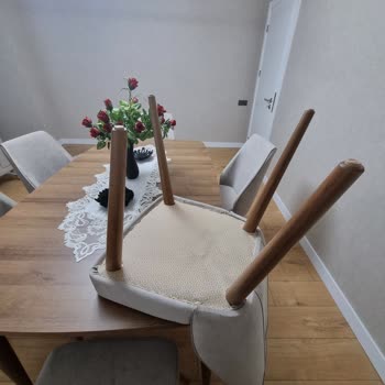 Yemek Odası Takımı Sorunu