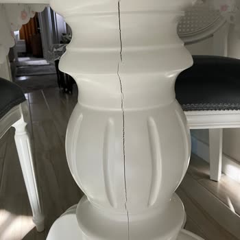 Ardıç Mobilya Masanın Ayağı Yarıldı