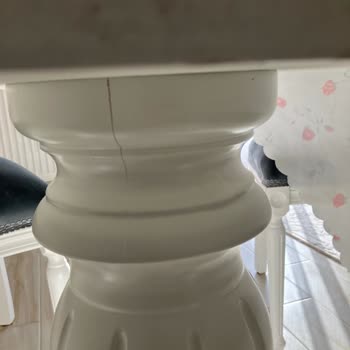 Ardıç Mobilya Masanın Ayağı Yarıldı