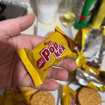 Pop Kek Paketleme Hatası: Beklenmedik Paketsiz Kek