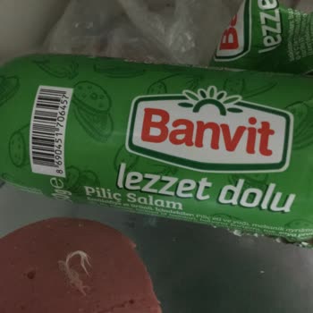 Banvit Salamda Tavuk Tüyü Şoku: Güven Sarsıldı