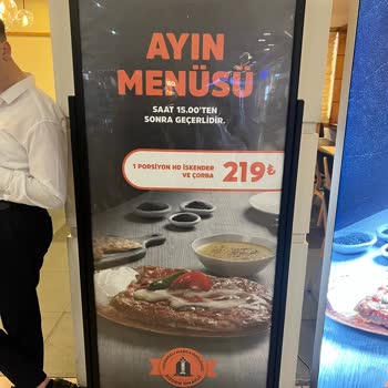 Yanıltıcı Menü Fiyatları Ve İlgisiz Personel