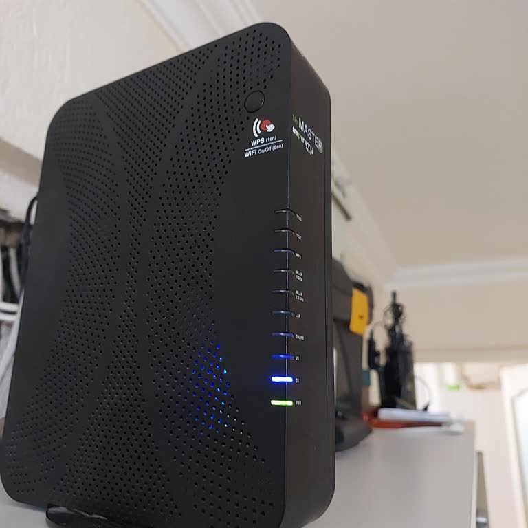 Vodafone Ve Türksat Arasında Kalan Müşteri