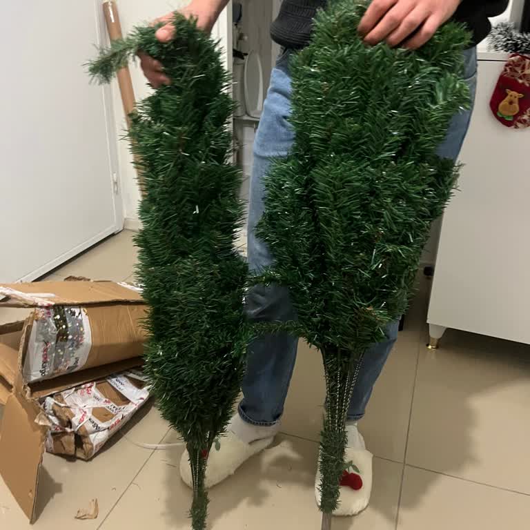 Eksik Yılbaşı Ağacı Siparişi: Çözüm Bekleyen Mağduriyet